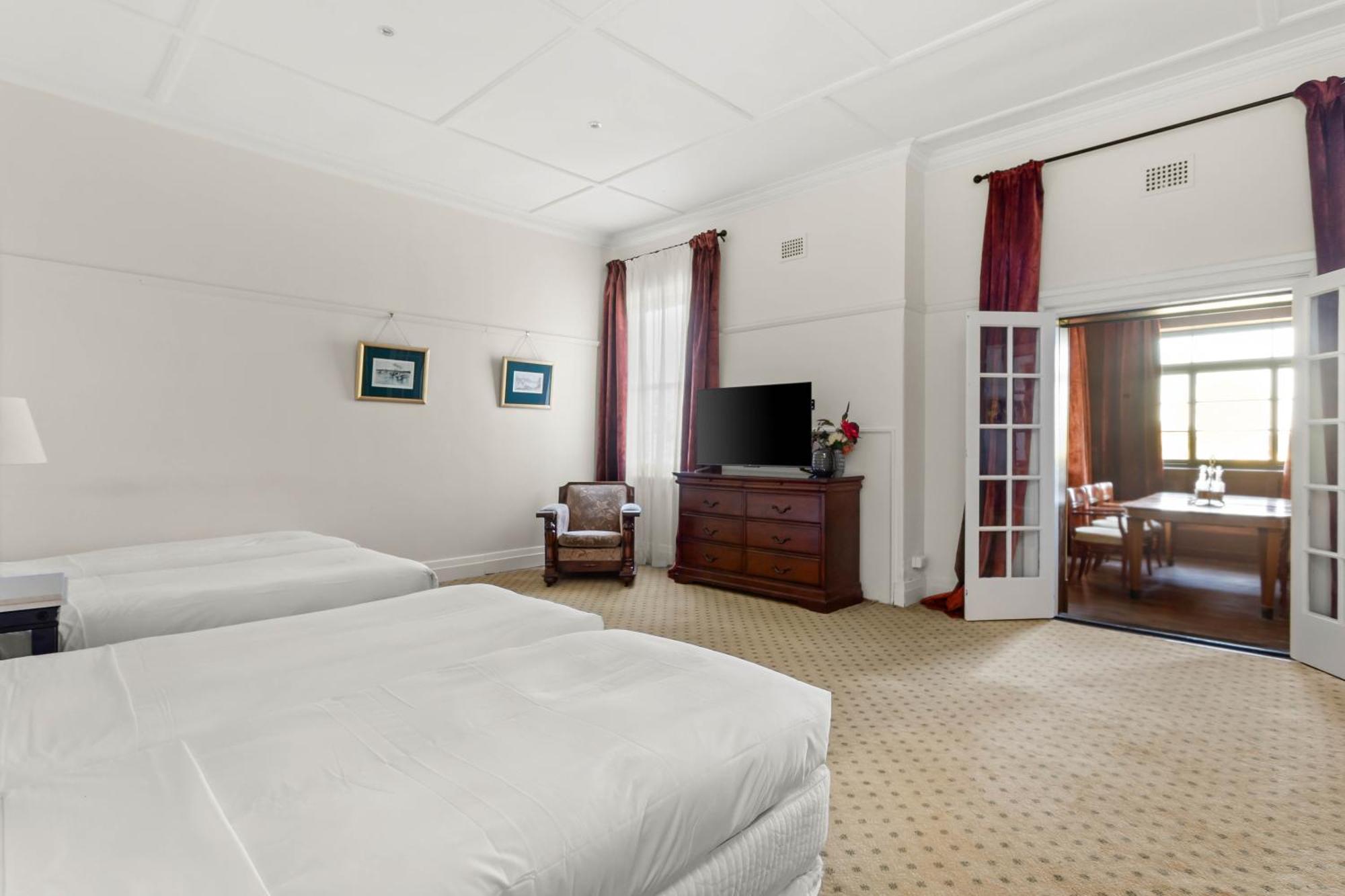 The Robertson Hotel Luaran gambar