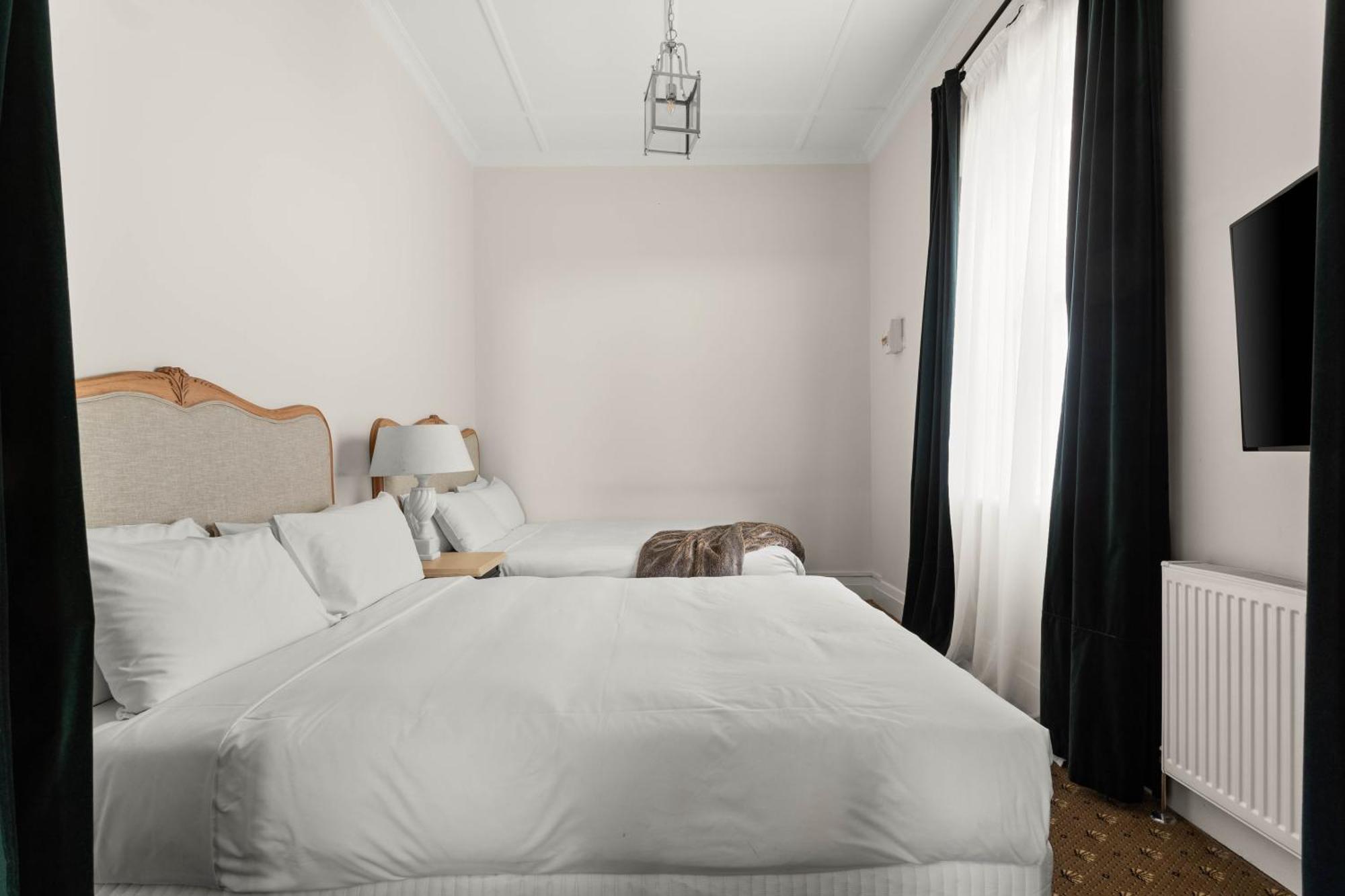 The Robertson Hotel Luaran gambar