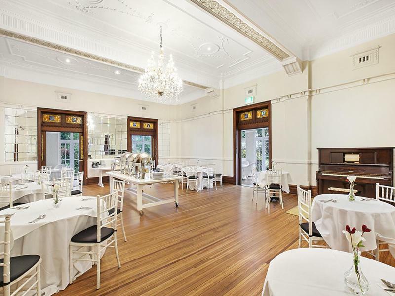 The Robertson Hotel Luaran gambar